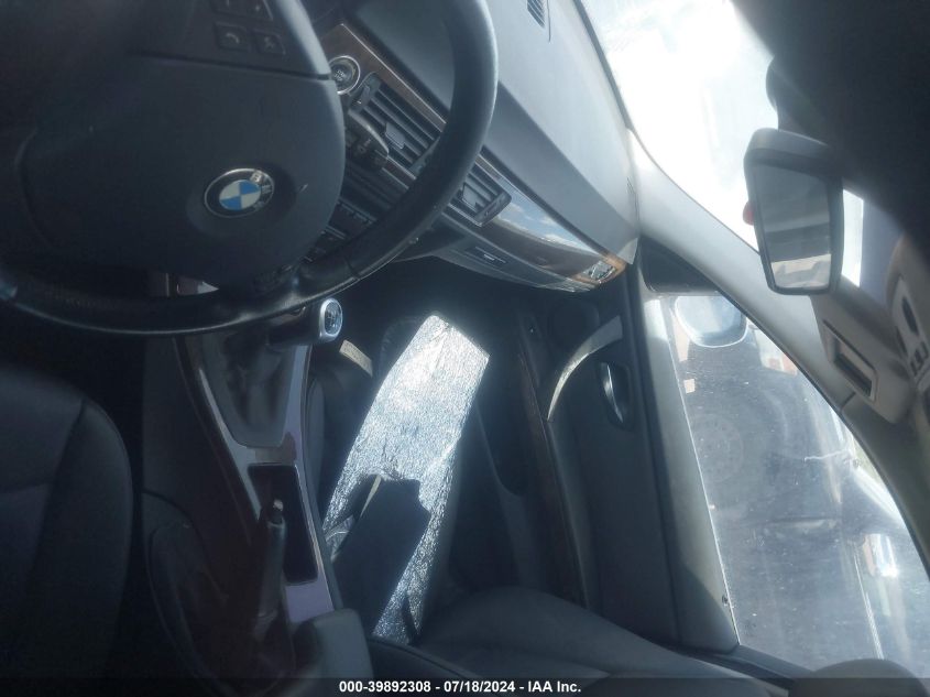 2009 BMW 328I VIN: WBAPH77539NL85570 Lot: 39892308