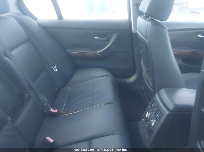 2009 BMW 328I VIN: WBAPH77539NL85570 Lot: 39892308