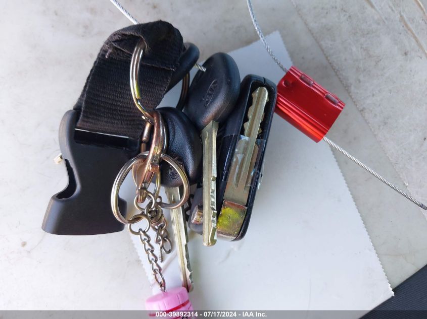 2012 Kia Soul + VIN: KNDJT2A63C7447945 Lot: 39892314