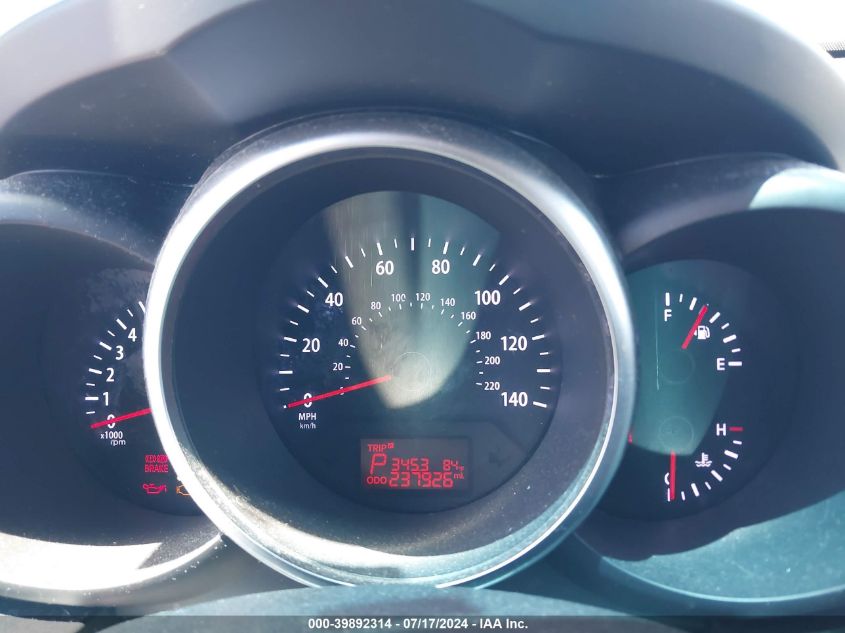 2012 Kia Soul + VIN: KNDJT2A63C7447945 Lot: 39892314