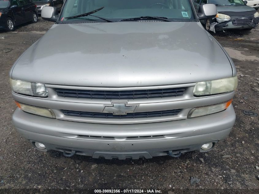 2004 Chevrolet Suburban 1500 Z71 VIN: 3GNFK16Z64G107742 Lot: 39892356