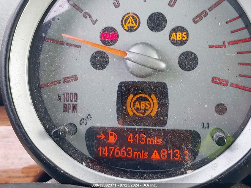 2010 Mini Cooper VIN: WMWMF3C51ATZ26798 Lot: 39892371