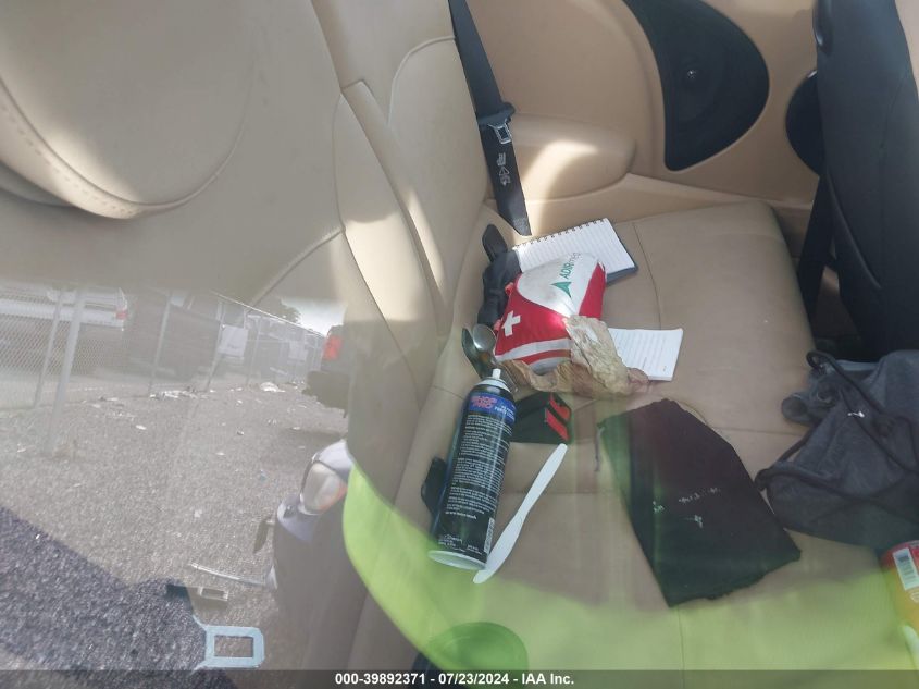 2010 Mini Cooper VIN: WMWMF3C51ATZ26798 Lot: 39892371