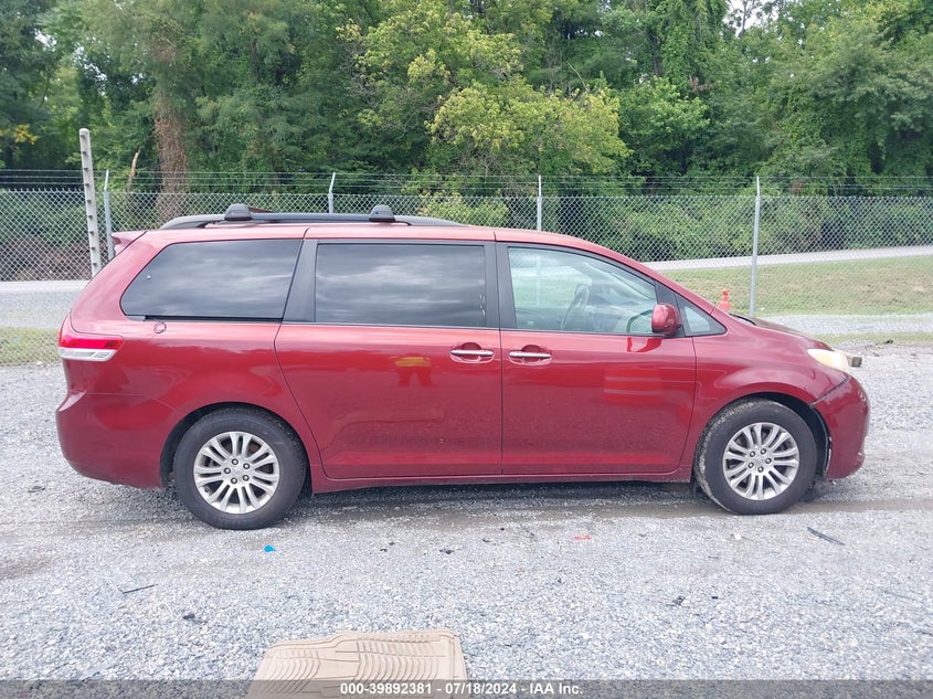 2011 Toyota Sienna Xle V6 VIN: 5TDYK3DC0BS011485 Lot: 39892381