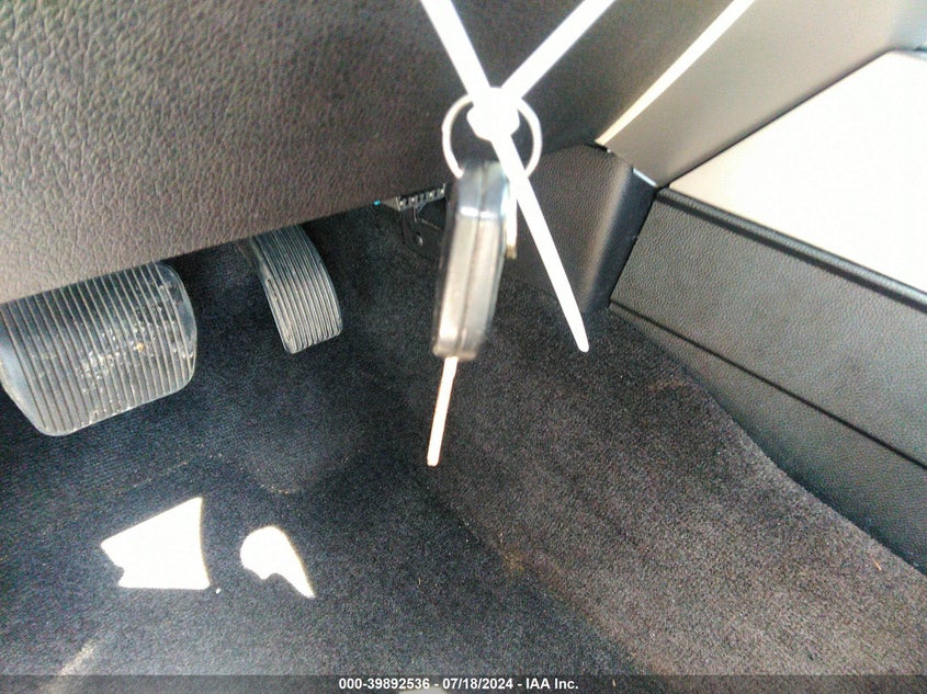 2017 Ford Expedition Xlt VIN: 1FMJU1HT0HEA52686 Lot: 39892536