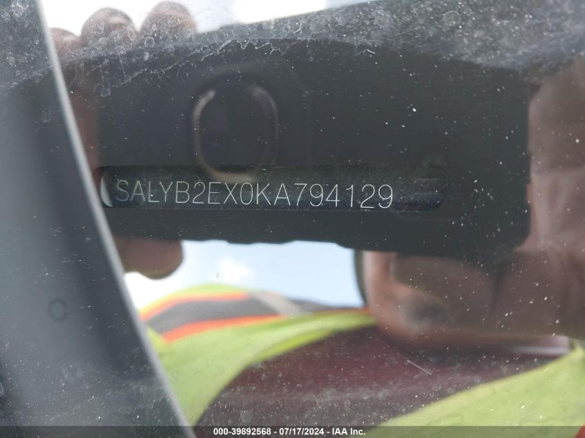 2019 Land Rover Range Rover Velar P250 S VIN: SALYB2EX0KA794129 Lot: 39892568