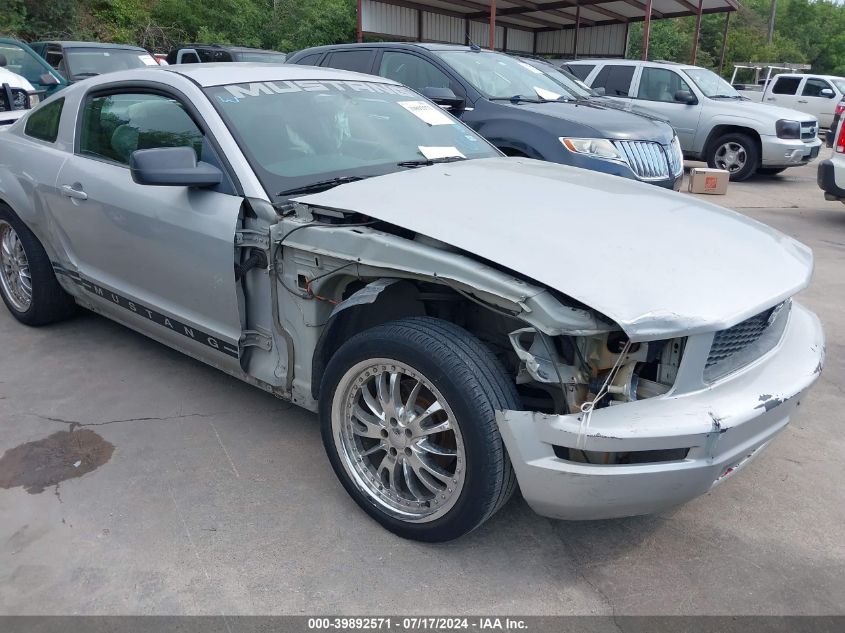 2006 Ford Mustang V6 VIN: 1ZVFT80N465127466 Lot: 39892571