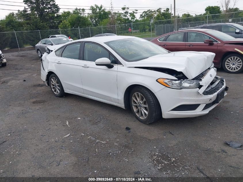 3FA6P0H7XHR212610 2017 FORD FUSION - Image 1