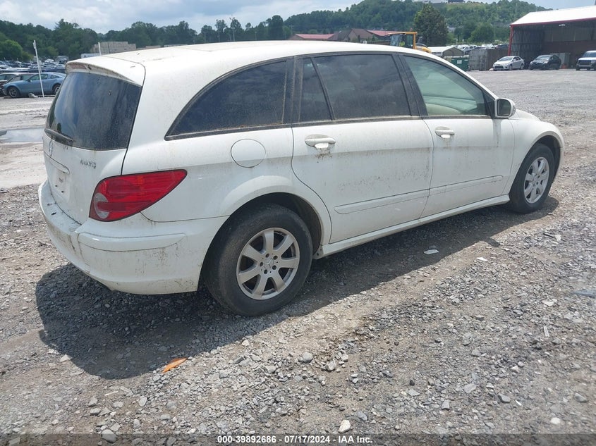 2006 Mercedes-Benz R 350 VIN: 4JGCB65E46A031944 Lot: 39892686
