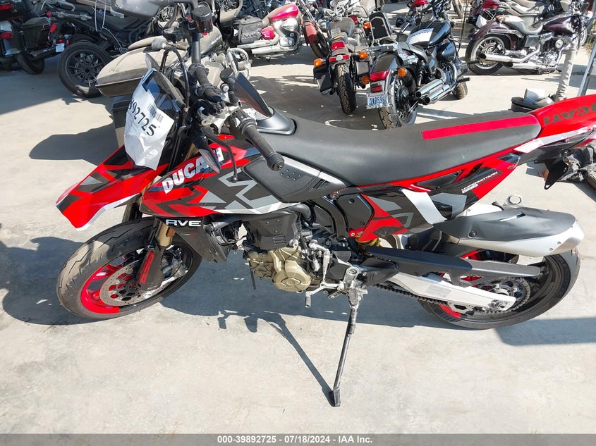VIN: ZDMBAS2N5RB000320 2024 DUCATI HYPERMOTARD