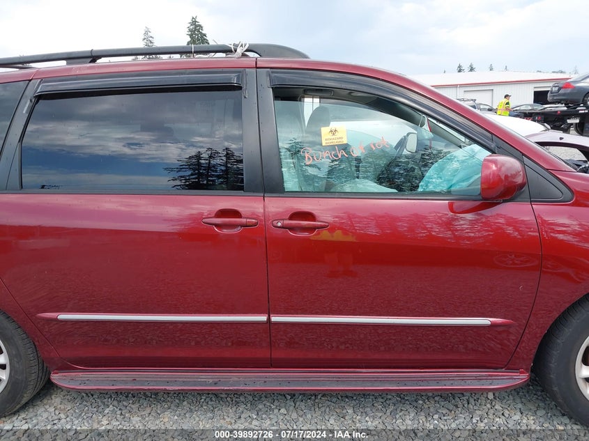 2004 Toyota Sienna Xle Limited VIN: 5TDZA22C44S085953 Lot: 39892726