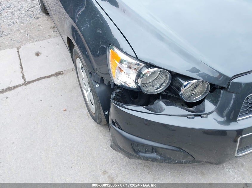 2014 Chevrolet Sonic Ls Auto VIN: 1G1JA6SG4E4117037 Lot: 39892805