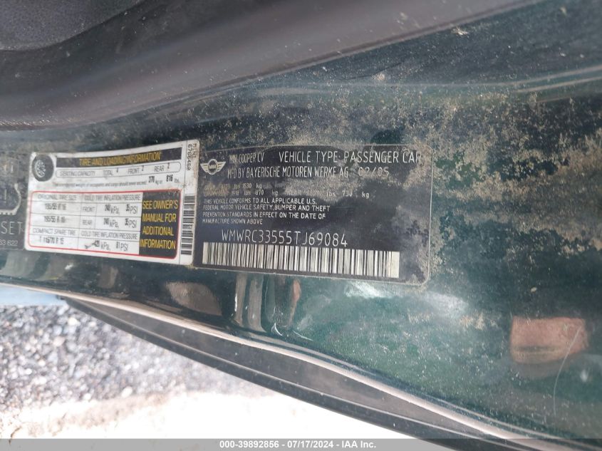 2005 Mini Cooper VIN: WMWRC33555TJ69084 Lot: 39892856