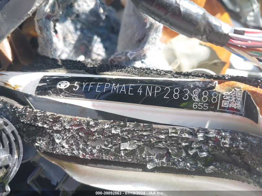 VIN 5YFEPMAE4NP283888 2022 TOYOTA COROLLA LE