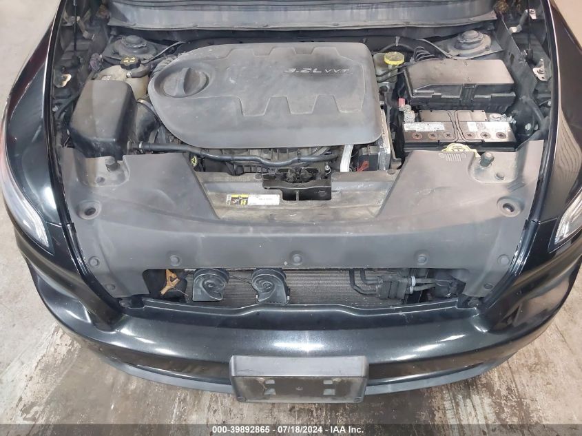 2014 Jeep Cherokee Altitude VIN: 1C4PJMCS2EW285854 Lot: 39892865