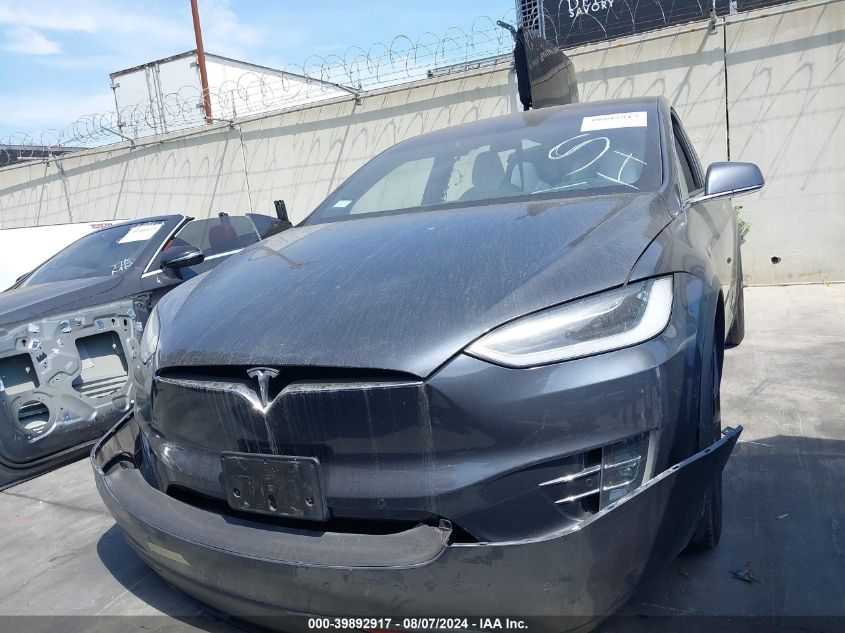 2016 Tesla Model X 60D/P100D/P90D VIN: 5YJXCAE48GF006258 Lot: 39892917