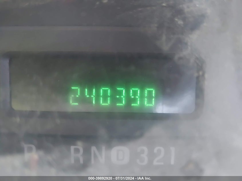 2005 Ford F250 Super Duty VIN: 1FTSX20585EC13400 Lot: 39892920