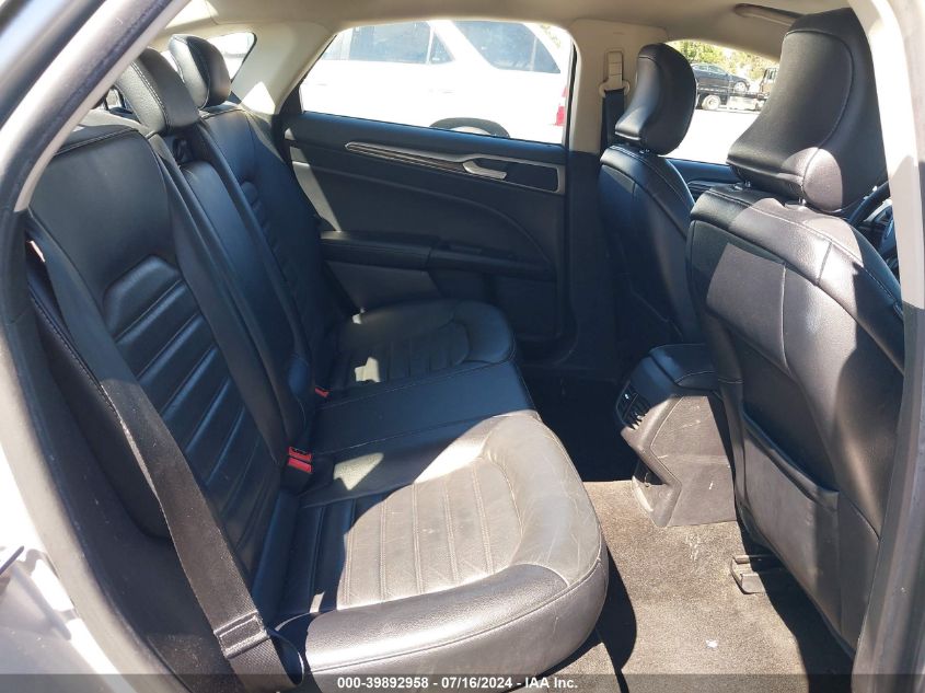 2017 Ford Fusion Se VIN: 3FA6P0HD5HR399504 Lot: 39892958