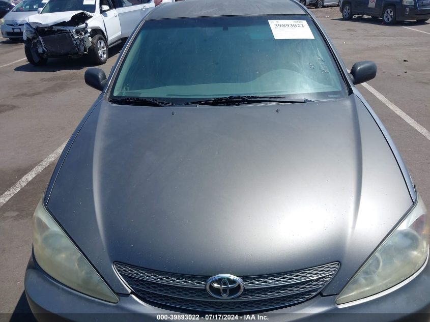 2004 Toyota Camry Le VIN: JTDBE32KX40277089 Lot: 39893022