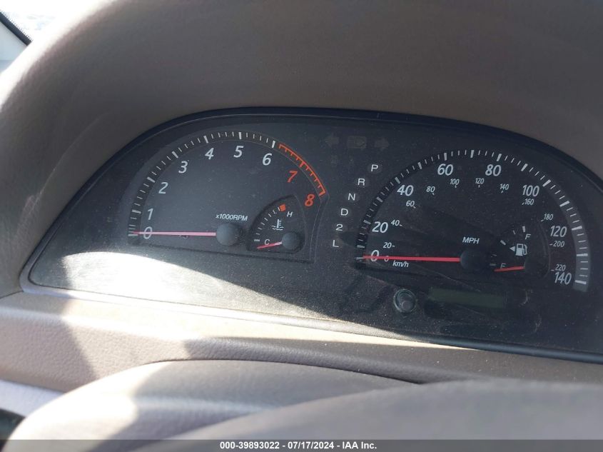 2004 Toyota Camry Le VIN: JTDBE32KX40277089 Lot: 39893022