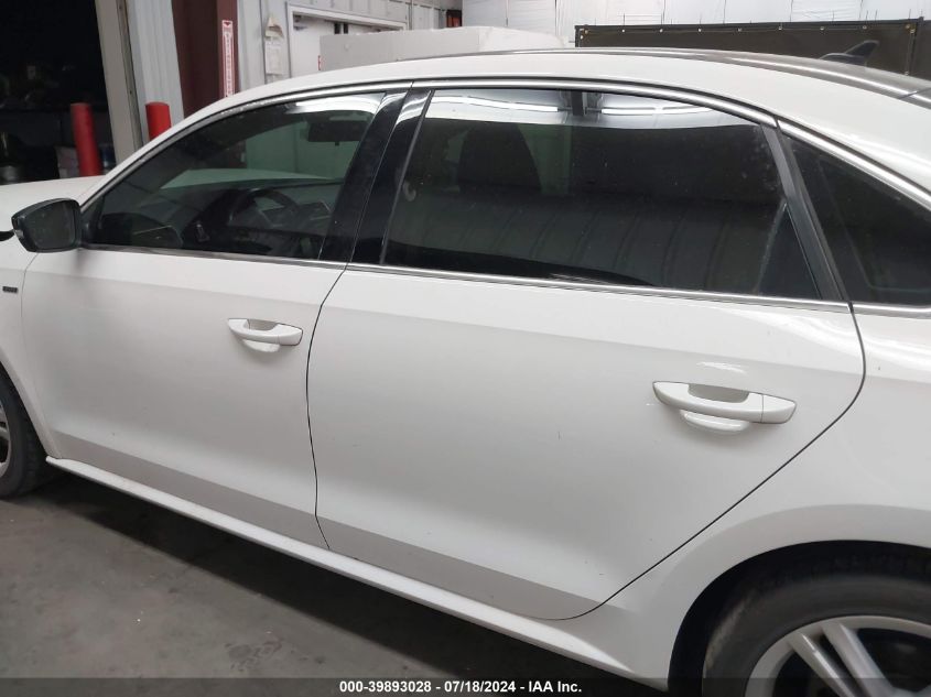 2015 Volkswagen Passat Se VIN: 1VWBT7A30FC072239 Lot: 39893028