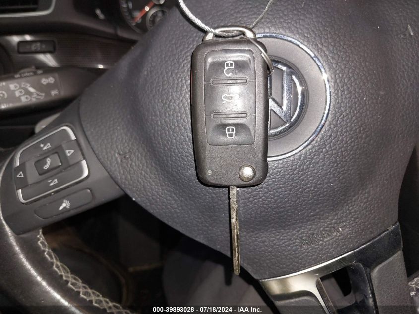 2015 Volkswagen Passat Se VIN: 1VWBT7A30FC072239 Lot: 39893028