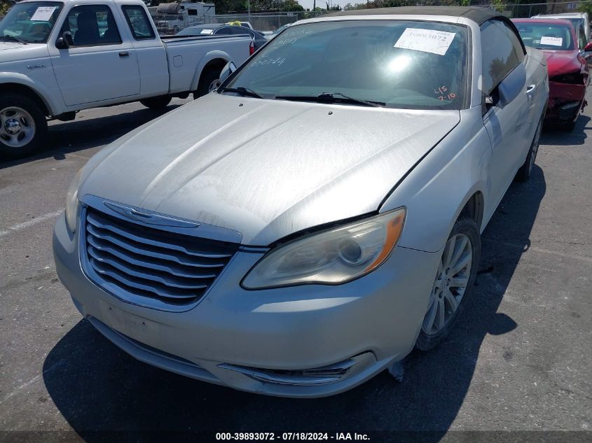 2011 Chrysler 200 Touring VIN: 1C3BC2EB3BN542810 Lot: 39893072