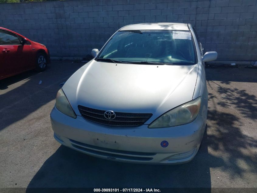 2004 Toyota Camry Le VIN: 4T1BE30K24U281449 Lot: 39893101