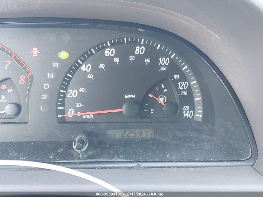 2004 Toyota Camry Le VIN: 4T1BE30K24U281449 Lot: 39893101