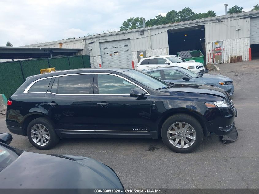 2019 Lincoln Mkt Livery VIN: 2LMHJ5NK2KBL04326 Lot: 39893320