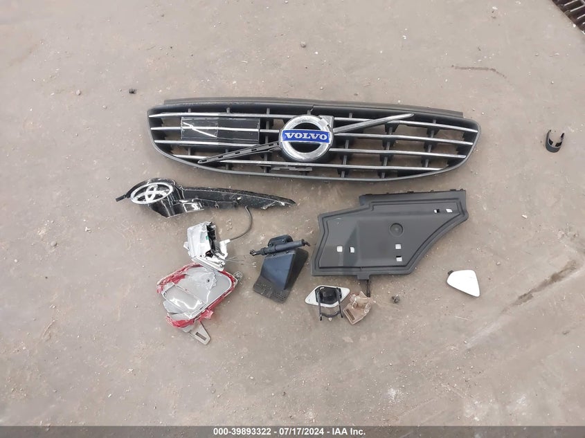 2014 TOYOTA COROLLA S PLUS - 5YFBURHE7EP151058