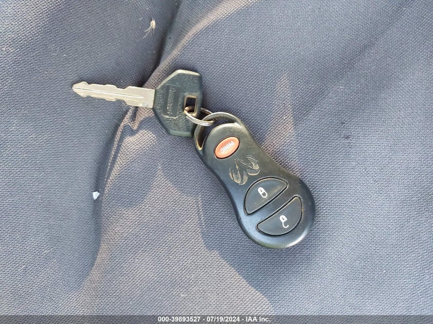 2001 Dodge Ram 1500 VIN: 1B7HC13Y81J284264 Lot: 39893527