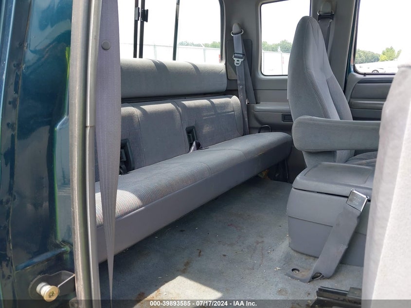 1996 Ford F250 VIN: 1FTHX26FXTEB12690 Lot: 39893585