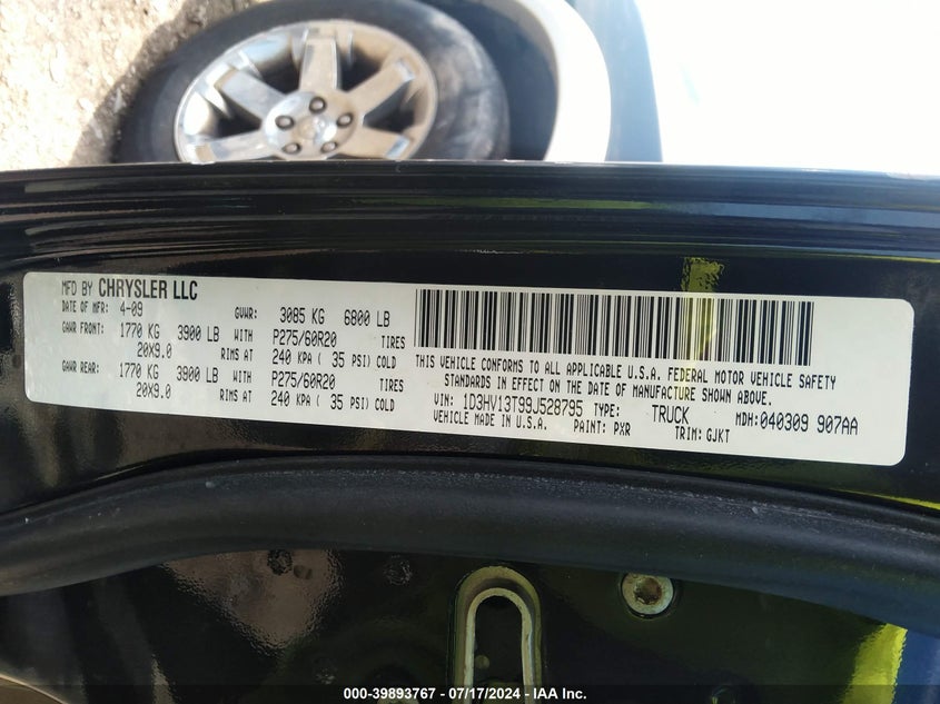 2009 Dodge Ram 1500 Laramie VIN: 1D3HV13T99J528795 Lot: 39893767