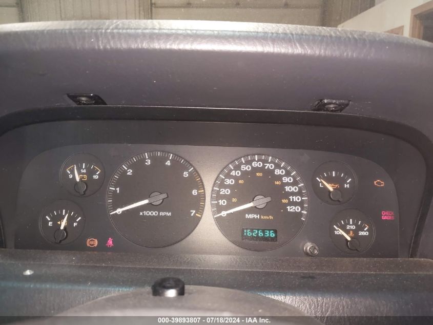 2004 Jeep Grand Cherokee Laredo/Columbia/Freedom VIN: 1J4GW48S64C358194 Lot: 39893807