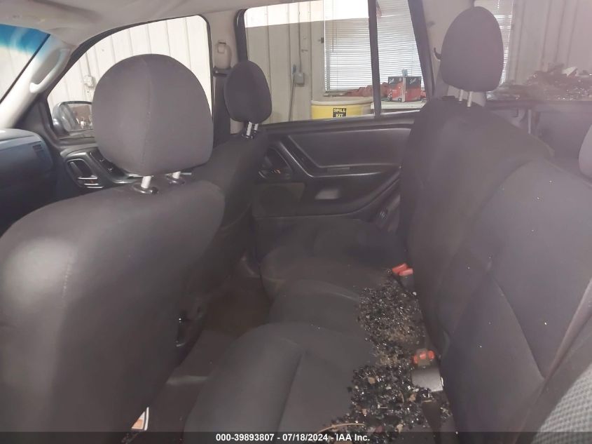 2004 Jeep Grand Cherokee Laredo/Columbia/Freedom VIN: 1J4GW48S64C358194 Lot: 39893807