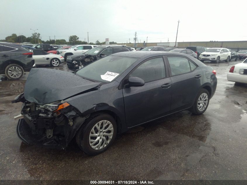 5YFBURHEXJP744892 2018 TOYOTA COROLLA - Image 2