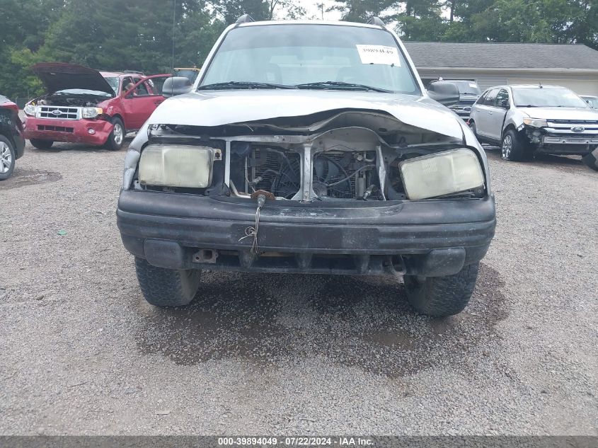 2003 Chevrolet Tracker Hard Top Zr2 VIN: 2CNBJ734936933481 Lot: 39894049