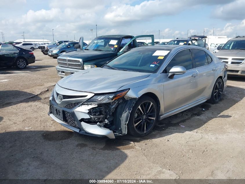 4T1B61HK7JU087341 2018 TOYOTA CAMRY - Image 2