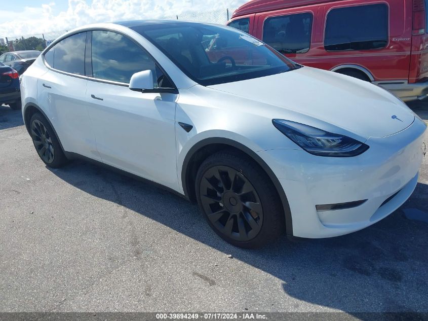 7SAYGDEE2PA110084 2023 TESLA MODEL Y - Image 1