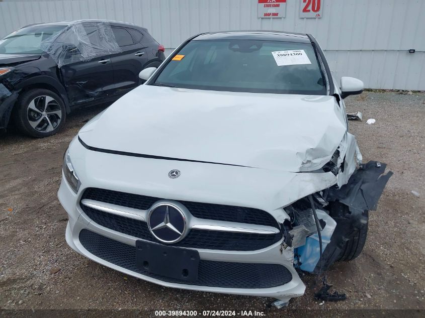 WDD3G4EB4KW022647 2019 Mercedes-Benz A 220