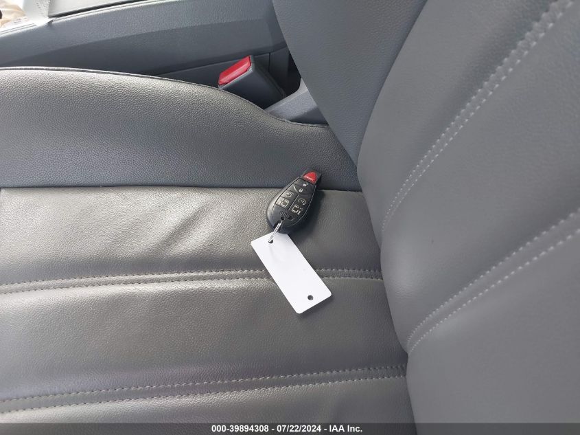 2010 Chrysler Town & Country Touring VIN: 2A4RR5D10AR217899 Lot: 39894308