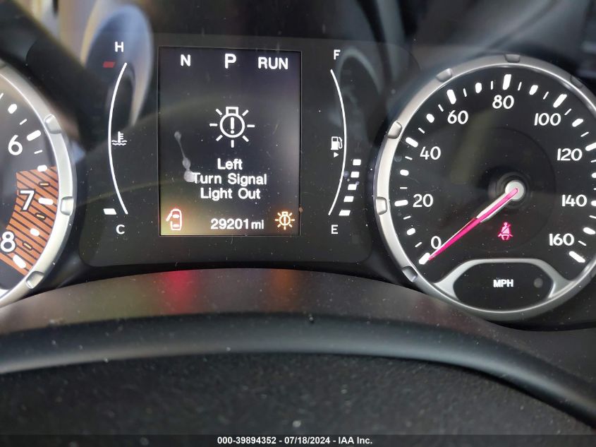 2020 Jeep Renegade Latitude 4X4 VIN: ZACNJBBB9LPL98219 Lot: 39894352