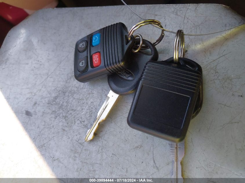 2007 Ford Mustang V6 Deluxe/V6 Premium VIN: 1ZVFT80N675250168 Lot: 39894444