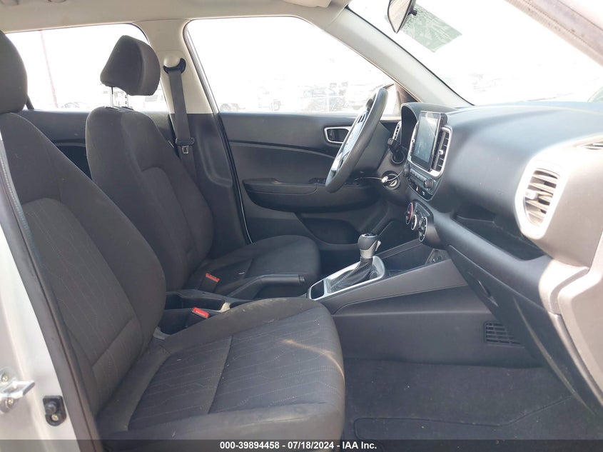 2021 Hyundai Venue Se VIN: KMHRB8A3XMU104188 Lot: 39894458