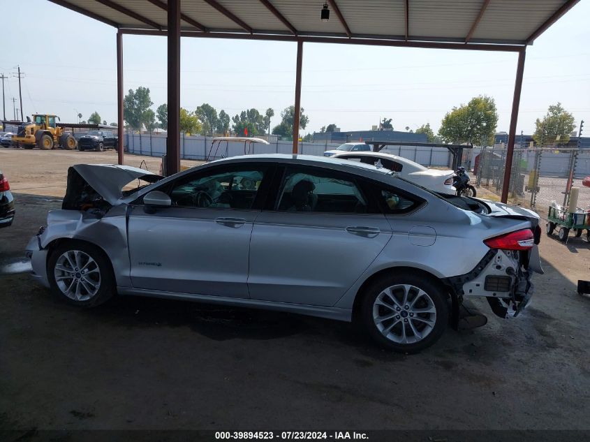 2019 Ford Fusion Se VIN: 3FA6P0LUXKR256630 Lot: 39894523
