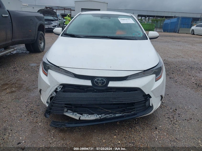 2024 TOYOTA COROLLA LE - JTDB4MEE5R3020409