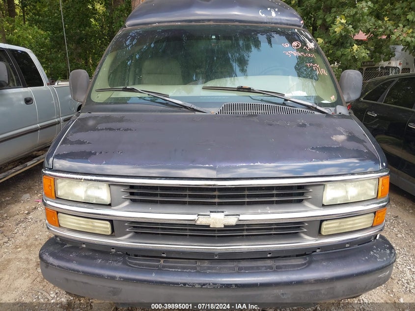 2002 Chevrolet Express VIN: 1GBFG15R621123998 Lot: 39895001