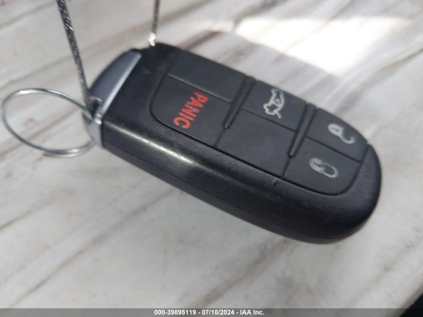 2016 Chrysler 300 Limited VIN: 2C3CCAAG1GH252372 Lot: 39895119