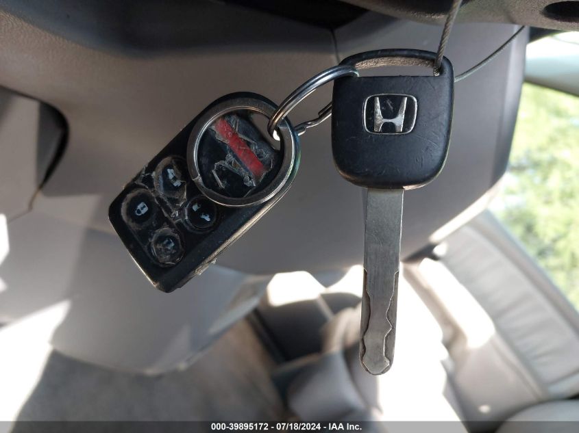 2010 Honda Odyssey Touring VIN: 5FNRL3H90AB030055 Lot: 39895172